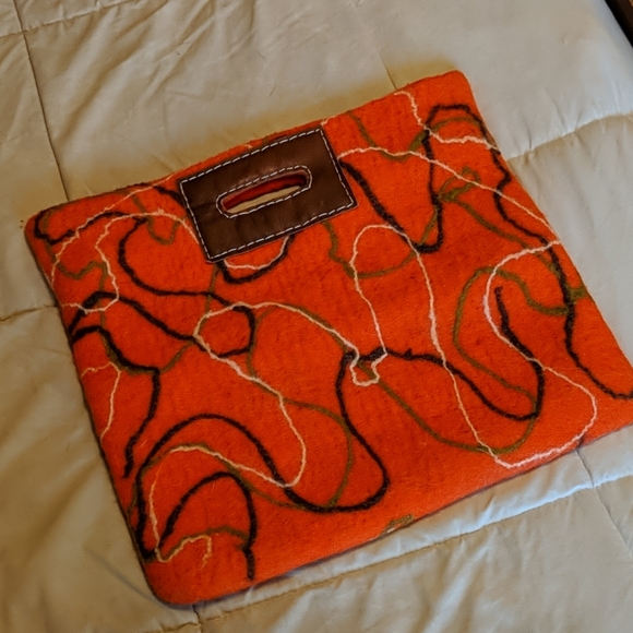 Felted wool purse tote - Picture 4 of 4